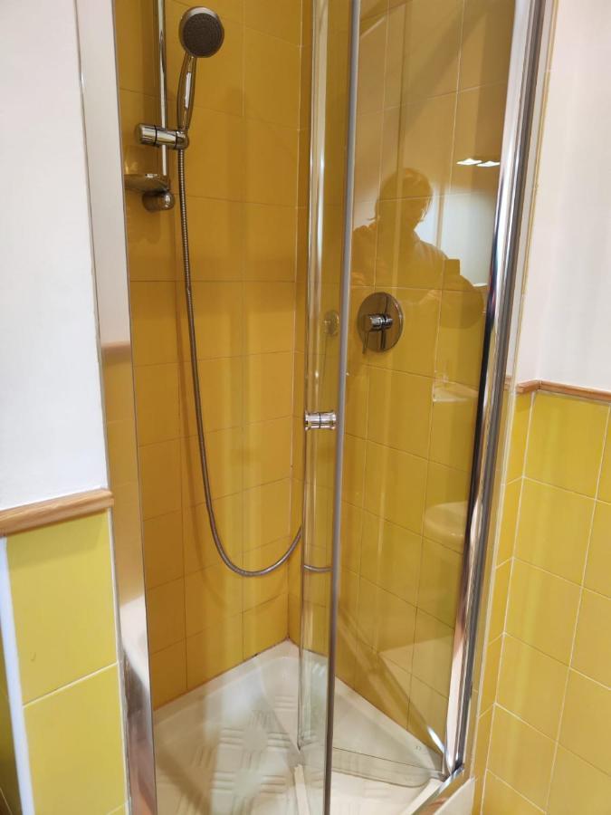 La Casa Di Bibi Apartment Genoa Bagian luar foto