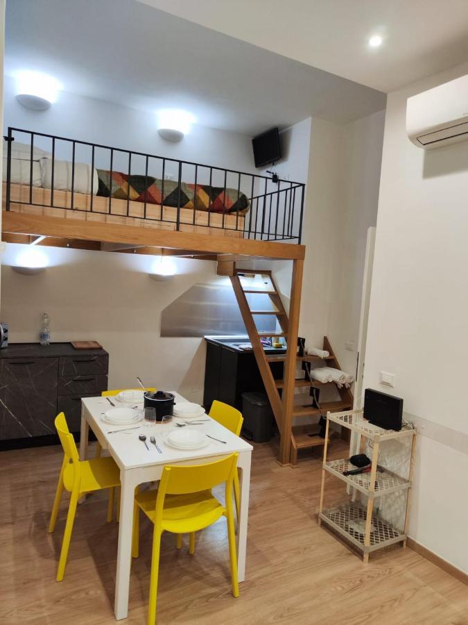 La Casa Di Bibi Apartment Genoa Bagian luar foto